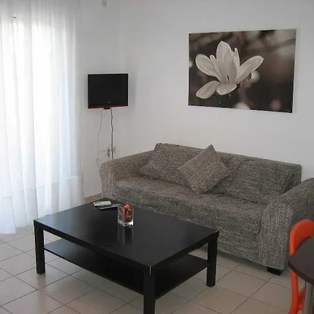 Molos * Skala Fourkas